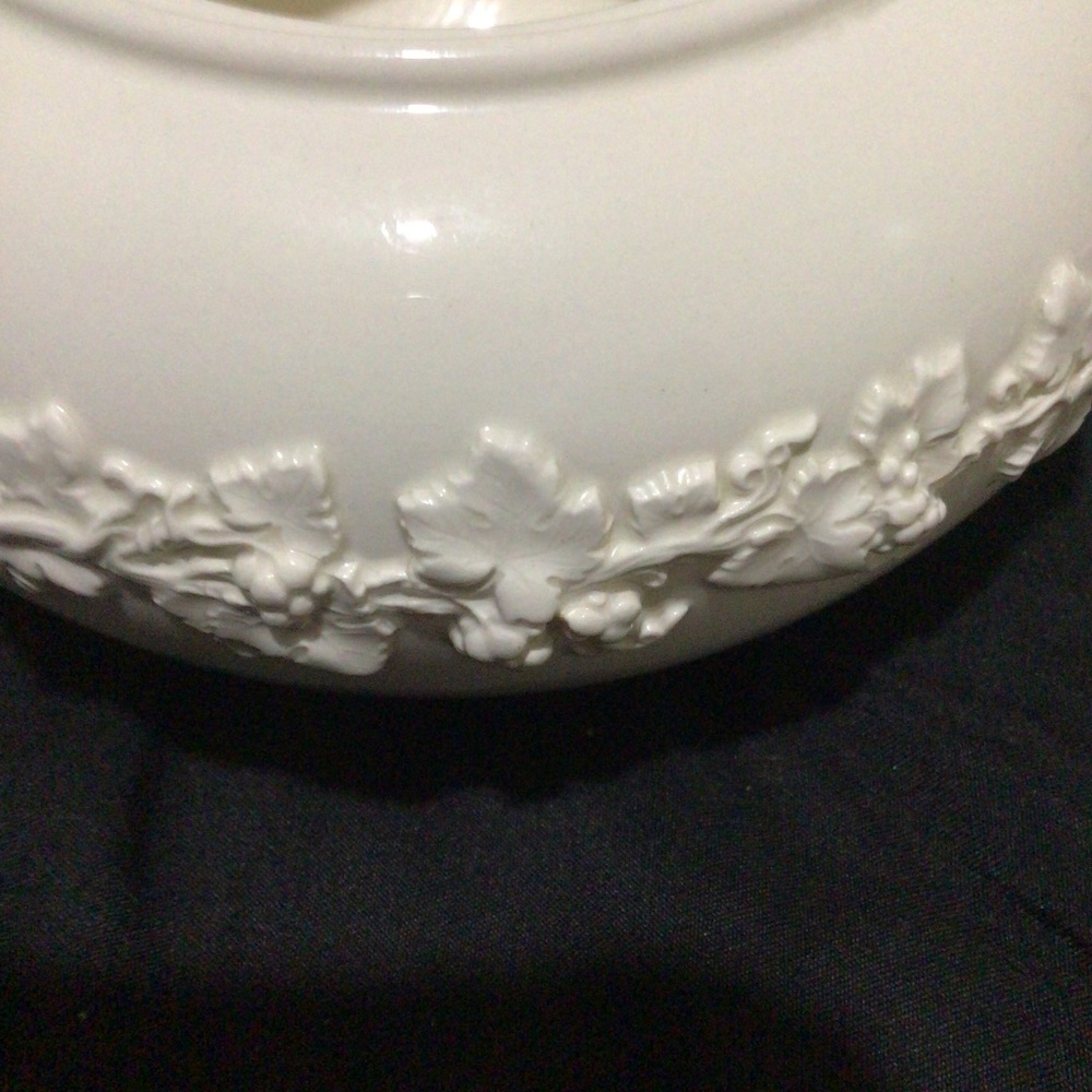 Wedgwood tea pot